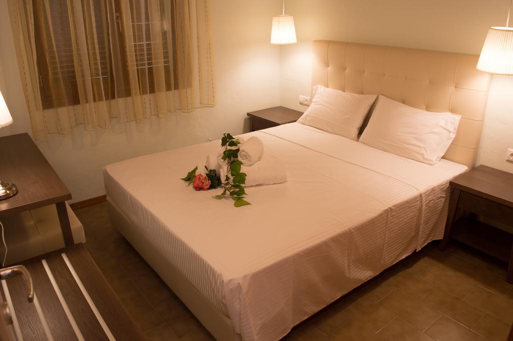 Aegialis Apartments Βουρβουρού Εξωτερικό φωτογραφία